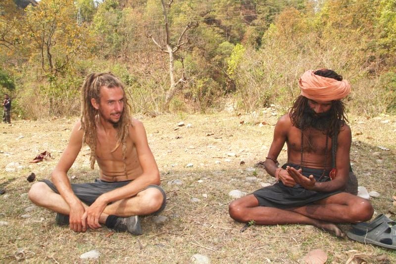 Nepal: Französischer und nepalesischer Rastamann