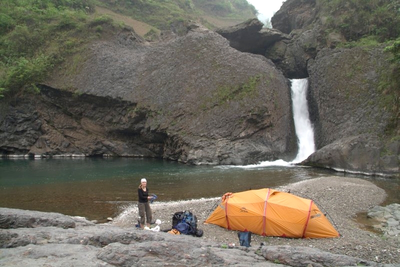 china3 022 camping am wasserfall
